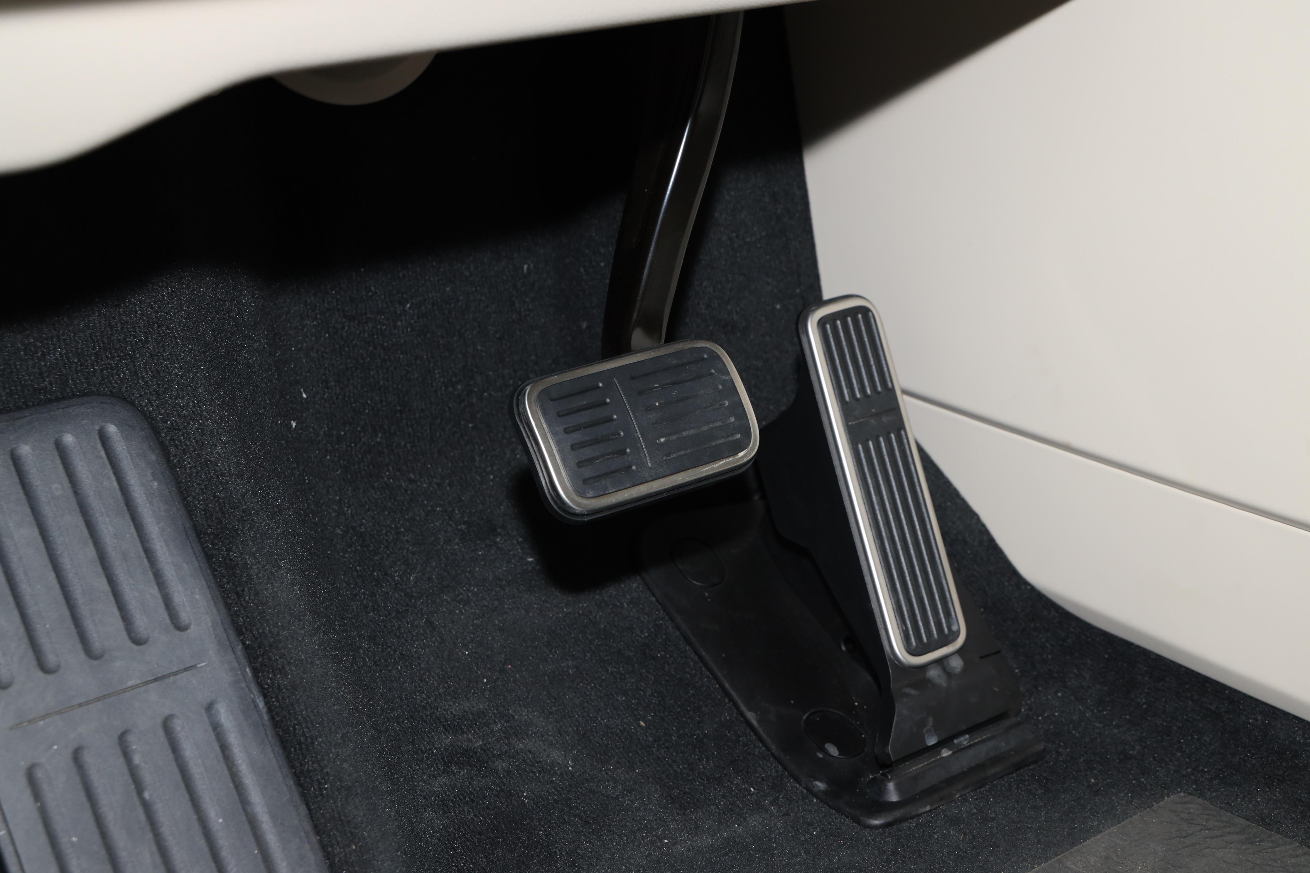 蔚来ES8 2026款六座行政签名版试驾_蔚来_蔚来ES8空间表现评测