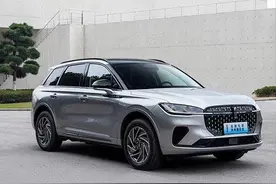 升级8155芯片，配1.5T和2.0T油电混动，电混林肯Z/林肯冒险家上市图片