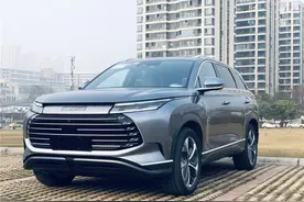 小试护卫舰07：舒适好开空间大，20万入手有面儿能省还值！图片