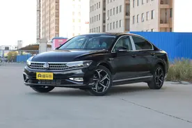 养一台迈腾380贵不贵，一年开销多少钱？给你算个细账图片