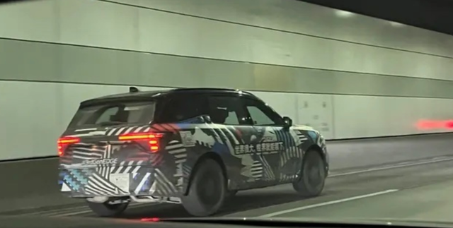 全新一代福特锐界L曝光：尺寸大幅提升，新增2.0T油电混动车型