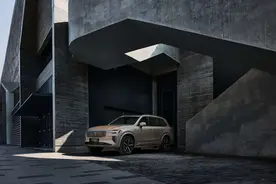 真正的旗舰SUV，纯进口品质，沃尔沃全新XC90限时价47.9万起图片