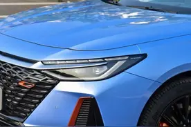 实车大量下线，奇瑞新旗舰艾瑞泽8，车长4780mm，197马力挑战思域图片