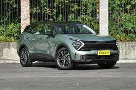起亚狮铂拓界：紧凑型SUV，配2.0T+8AT，适时四驱，好上手图片
