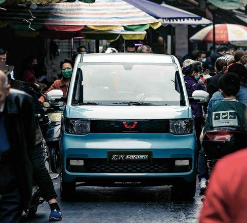 这十款电动车2022年全球卖得最好：七款中国品牌，四款比亚迪