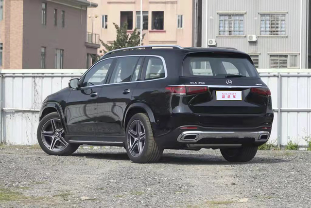 部分车型上涨7000元，新款奔驰GLS上市，配置有增有减