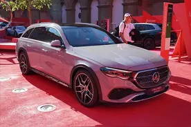 全新奔驰E级旅行车亮相，外观毫无意外，内饰毫无惊喜，动力亮眼图片