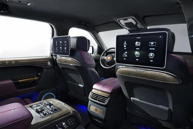 国产大型SUV，长近5米7+6座，配4.0T V8发动机，比库里南更霸气！