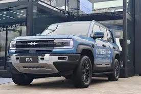 试驾丨方程豹豹5：越野“豹”力美学图片