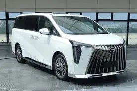 全新传祺M8曝光，这是广汽版LM吗？图片