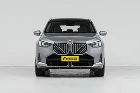 宝马X3也挺不住了，刚上市就降价5万，配2.0T+8AT，开着有面子图片