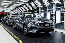 玩的就是“物美价廉”，第四代帝豪6.99万起售，标配全液晶仪表图片