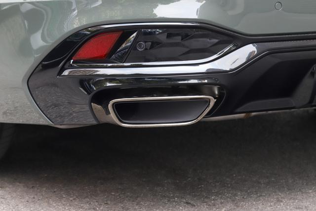 B级车选燃油还是新能源，奥迪A5L	，华为辅助加持的燃油车是真的香