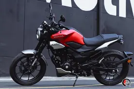 降价4000元，新大洲本田CB190TR配置升级，价格亲民，售价12980元图片