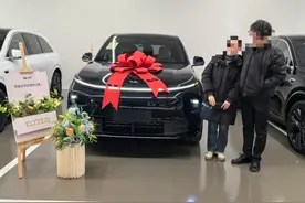 月薪多少可以提理想L6？图片