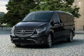 新款奔驰威霆发布，想买的朋友建议等等图片