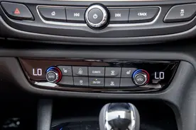 夏季用车有讲究，不懂些小技巧，花钱事小，安全隐患事大图片