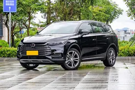 16.58万的中型SUV，配2.0T+6AT，比亚迪唐燃油版值不值得买？图片
