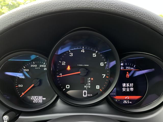 2020款 迈阿密蓝 保时捷 Macan 2.0T