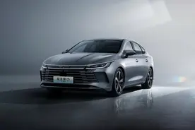 电比油低，不足8万起售的驱逐舰05，该怎么选？图片