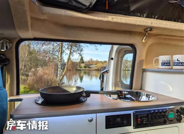 日产油电混合露营车，1.6L汽油+电动续航达805公里，专为四口打造