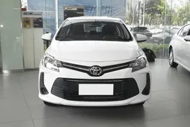 6.38万起步，丰田家用三厢代步车，1.5L+CVT，油耗4.9L，实拍威驰图片