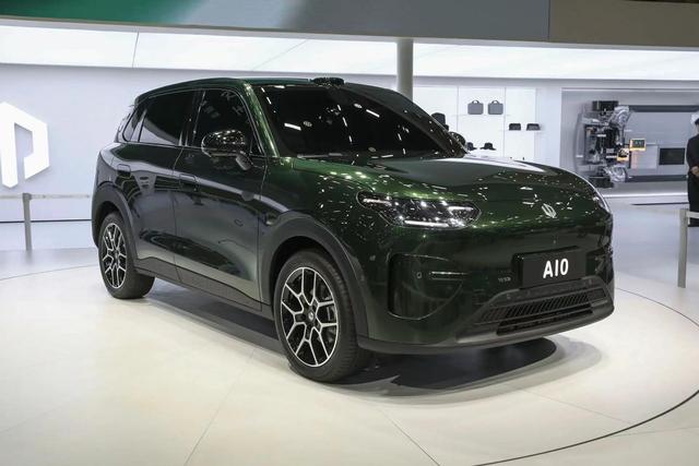 零跑A10广州车展亮相，十万级比同级大一圈，还全系标配激光雷达