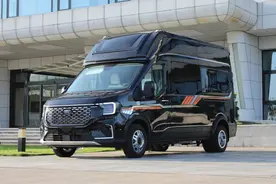 江铃原厂房车终于发力！首款跨界型福特全顺V363房车来了图片