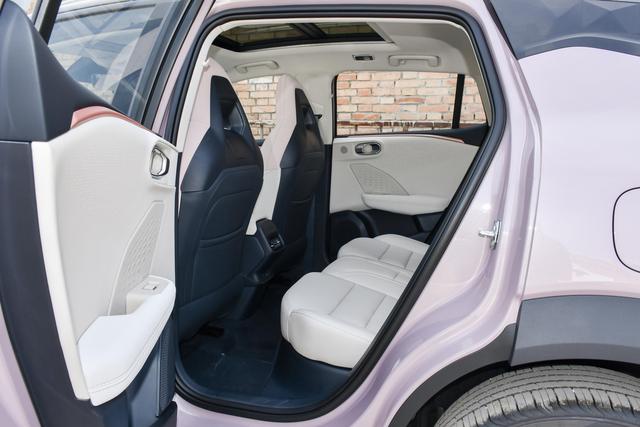 10万级精致家用SUV优选？领克06 2026款 Relive 1.5T Max全维度解析