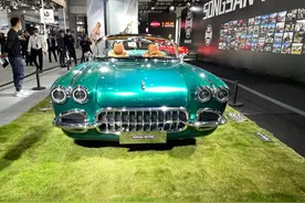 品牌名称怪异，车身造型怪异，松散机车SS DOLPHIN竟能5.9秒破百图片