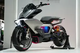 最帅电动踏板，极核Magnet外观专利申报，拉风的设计一点也不改了图片