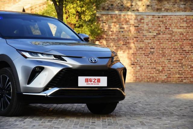 试驾：广汽丰田威飒，驾驶性更高级！