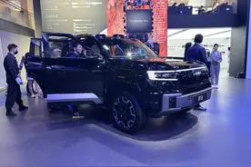 最硬的智能SUV！方程豹豹8亮相广州车展图片