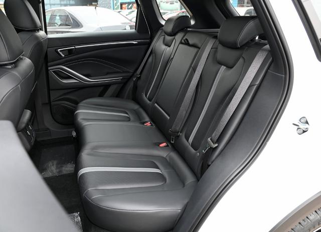 一台踏踏实实的国民车，10万预算轻松入手，奔腾T55实力解析