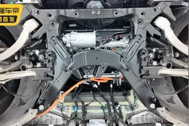 星途星纪元ES：底盘硬件业内到顶，真是下了“血本儿”！图片