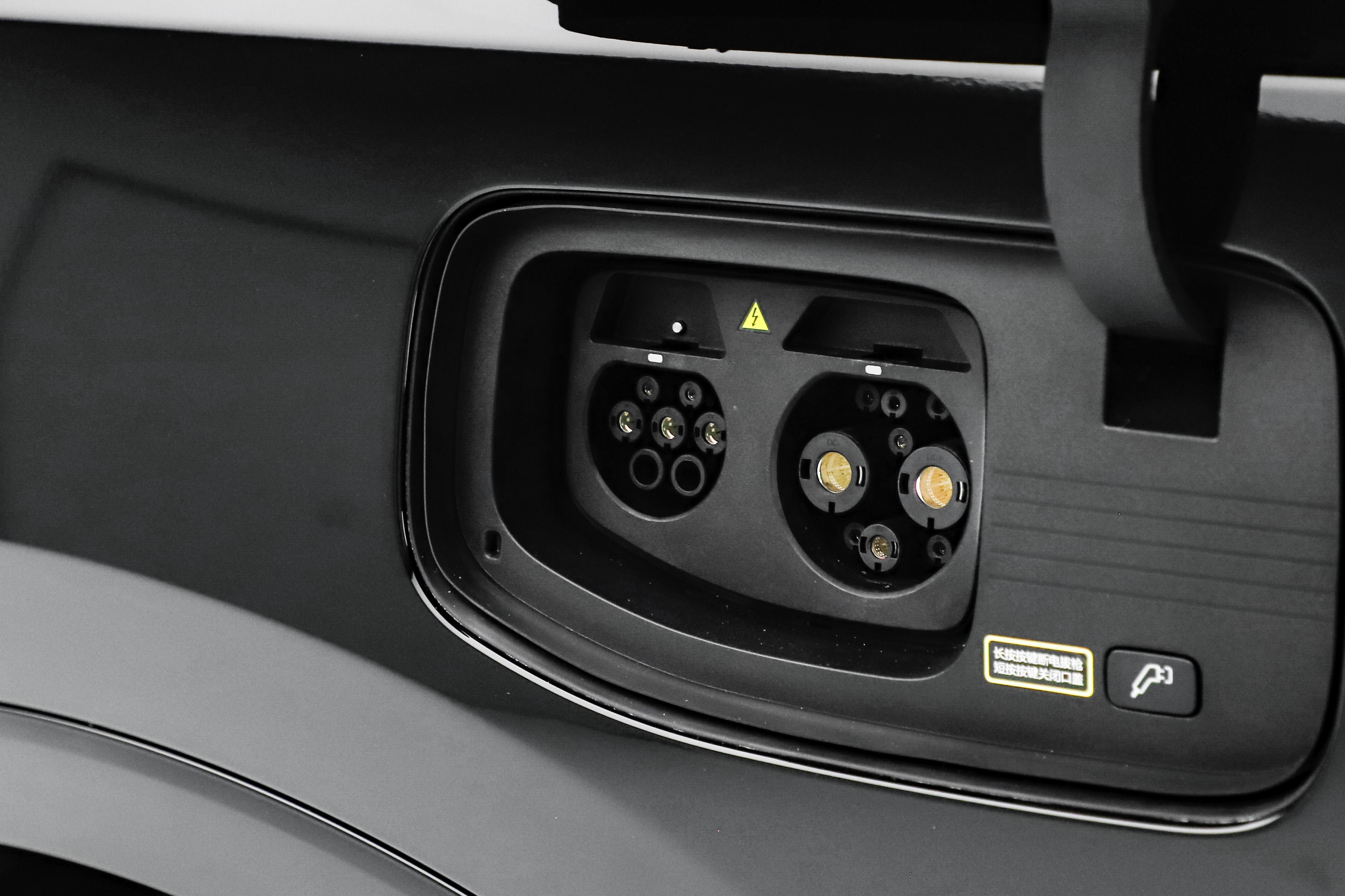 全新蔚来ES8_蔚来es8_六座七座布局