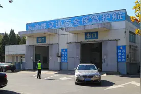 汽车年审全套流程，一文给你讲清楚，车检不用满地找“黄牛”图片