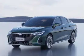 奇瑞发布全新轿车，外观像奥迪A7，内饰像奔驰E级，预售10-15万图片