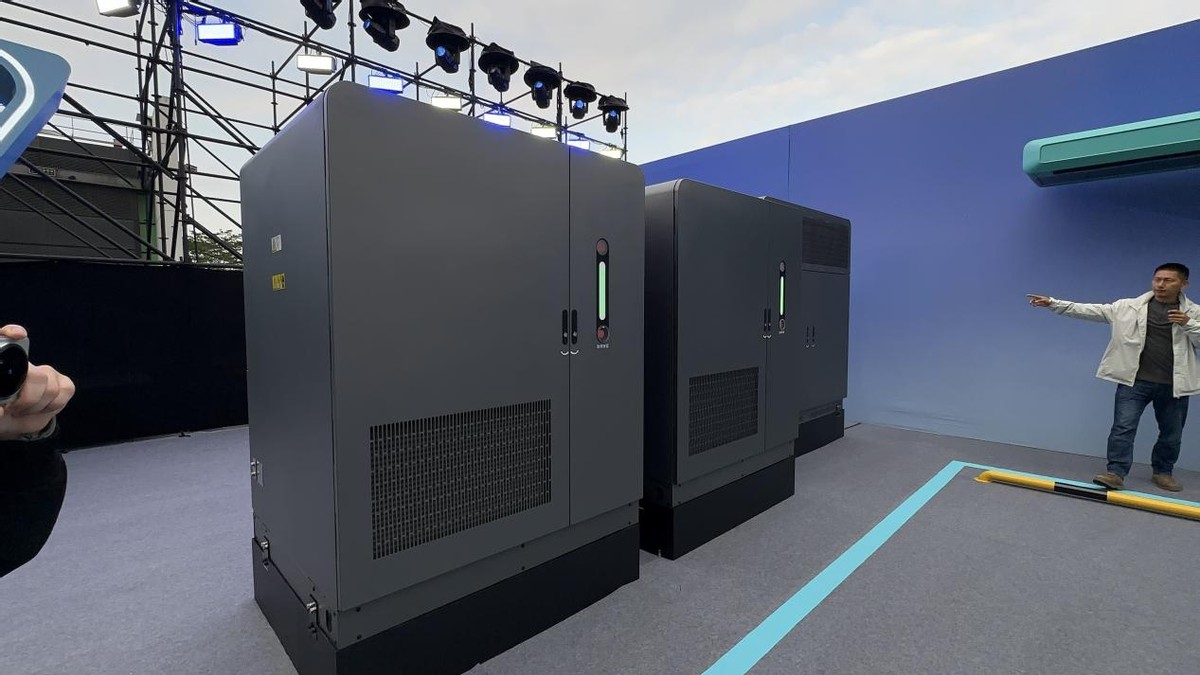 比亚迪第二代刀片电池_比亚迪兆瓦闪充技术_比亚迪