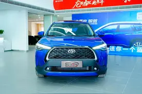 跨界风格只是表面 大空间才是本质 一汽丰田卡罗拉锐放实拍简评图片