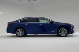 15.99万起，豪华可比BBA，轴距2905mm，实拍2025款别克君越图片