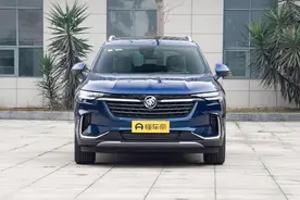 别克昂科威Plus外观漂亮，安静舒适，配2.0T+9AT变速箱，性价比高图片