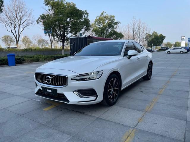 直降5万多，配2.0T动力！最大扭矩300N·m，现在买沃尔沃S60值吗