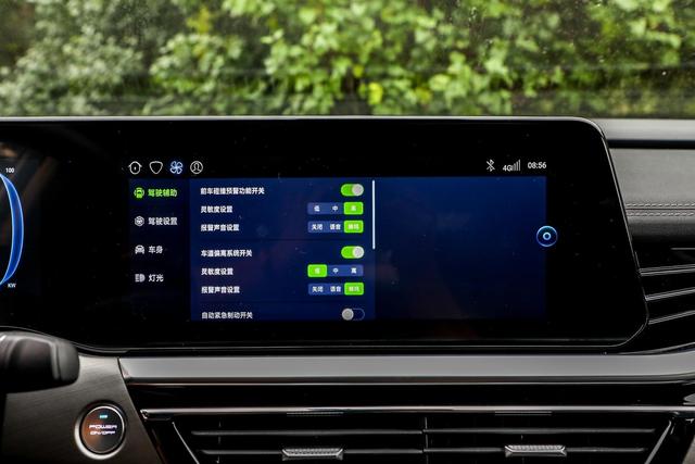 深度解析雷诺江铃羿，它能满足新生代消费者的挑剔需求？