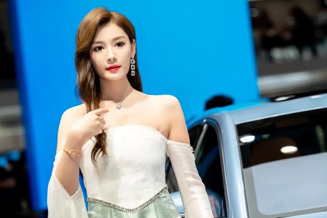 2023上海车展小姐姐大合集！是真男人就坚持到最后一张！