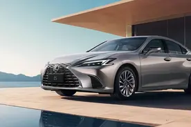 雷克萨斯ES200动力够用吗？新款发布，旧款21万起售值得一看图片