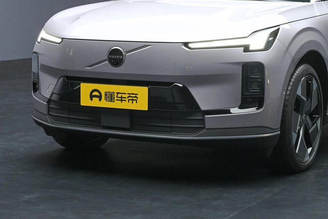 沃尔沃XC70正式量产下线