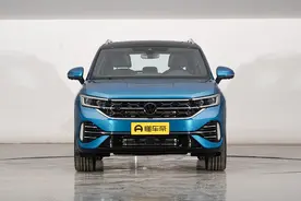 一汽大众探岳：空间实用，配2.0T+7DCT，配置丰富，用车体验感好图片