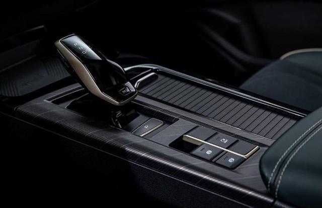 一台踏踏实实的国民车，10万预算轻松入手，奔腾T55实力解析