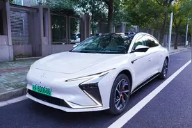 1年用车，1.5万公里！智己L7给我们带来了什么？图片